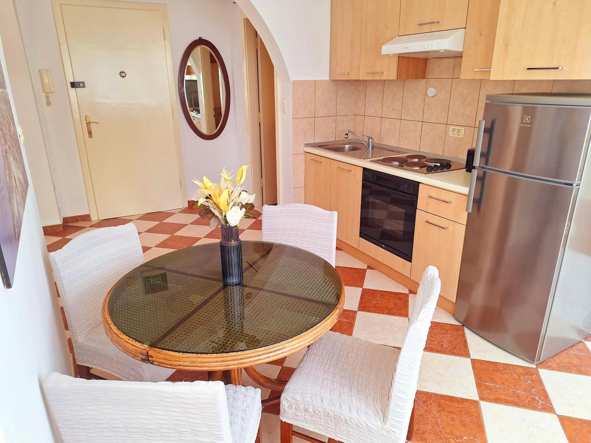 Sunny Center Apartment Split Kamer foto