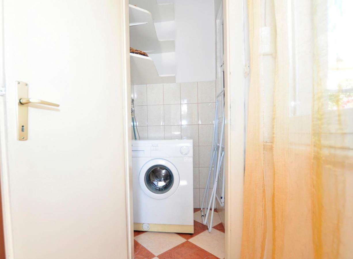 Sunny Center Apartment Split Buitenkant foto